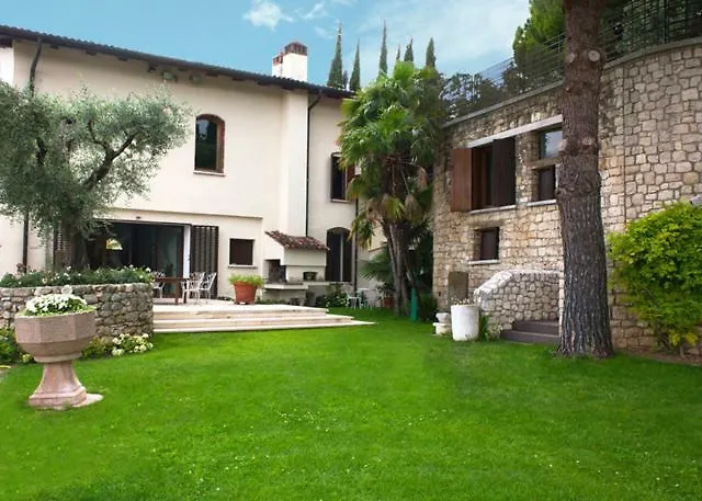 Guest house Villa L'Oliveta Verona